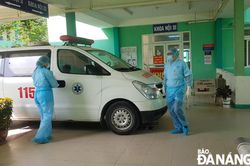 Phòng, chống Covid-19: Chuyện giờ mới kể - Bài 3: Nghĩa tình sau cánh cửa