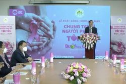 Khám sàng lọc miễn phí nguy cơ ung thư vú cho gần 3.000 phụ nữ