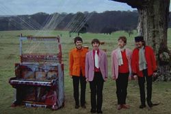 Ca khúc 'Strawberry Fields Forever' của The Beatles: Vùng đất ảo giác nằm ngoài thời gian