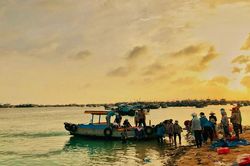 Vẻ đẹp sau hành trình 'câu hát căng buồm cùng gió khơi' của ngư dân