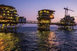 Giá xăng dầu hôm nay 18/10: Dầu Brent lại vượt ngưỡng 85 USD/thùng