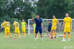 HLV trưởng SLNA nêu quan điểm về phương án tổ chức V.League 2022