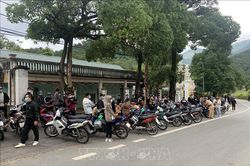 Bắt 206 thanh niên điều khiển mô tô đánh võng trên đường phố Tam Đảo
