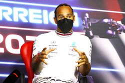 Cuộc đua vô địch F1 mùa giải 2021: Hamilton phải thay đổi vì Verstappen