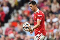Từ niềm hy vọng, bây giờ Ronaldo là vấn đề của Solskjaer