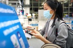 Kiến nghị hành khách chưa tiêm vắc xin được đi máy bay
