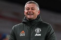 MU sẽ không sa thải Solskjaer dù tiếp tục thua trận