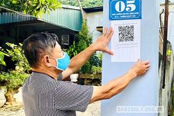 Người cao tuổi đồng hành trong phòng, chống dịch bệnh Covid-19