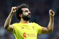 Liverpool thắng Atletico 3-2 trong trận Griezmann nhận thẻ đỏ