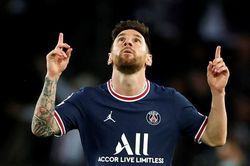 Messi tỏa sáng nhưng PSG chưa thể mơ vô địch Champions League
