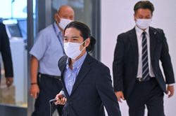 Mái tóc đuôi ngựa gây ra khủng hoảng ở Hoàng gia Nhật Bản