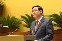 Quốc hội đánh giá cao sự điều hành quyết liệt của Chính phủ; trân trọng những nghĩa cử cao đẹp của đồng bào