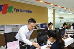 Gần như 'tất tay' vào cổ phiếu May Sông Hồng (MSH), FPTS lãi gấp 6 lần trong quý III/2021