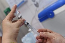 Vắc xin phòng COVID-19 nào đang được thử nghiệm và tiêm đối với trẻ em?