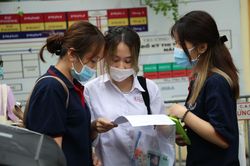 Lịch trở lại trường của học sinh lao đao vì dịch COVID-19