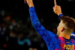 Pique làm nên lịch sử ở Champions League