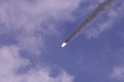 Vụ phóng tên lửa SLBM: Sau khi chỉ trích Washington 'vô lý', Triều Tiên khuyên Mỹ không cần 'lo lắng hay khổ sở'