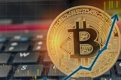 Bitcoin lên đỉnh cao lịch sử, giá kỷ lục hơn 1,5 tỷ đồng