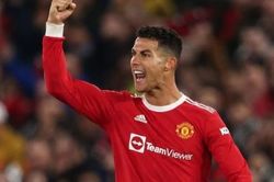 Thể thao Thể thao Ronaldo lại giải cứu Quỷ đỏ