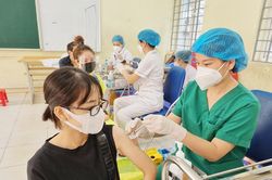 Hà Nội rà soát, thống kê số lượng trẻ cần tiêm vaccine Covid-19