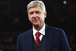 Wenger tin tưởng Solskjaer, Scholes lo ngại MU 'lâm nguy' khi gặp Liverpool