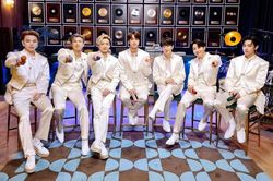 Trước thềm concert LA, BTS đổi công ty quản lý tại thị trường Mỹ?
