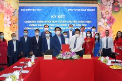 Ban Dân tộc tỉnh ký kết phối hợp tuyên truyền với Ban Tuyên giáo Tỉnh ủy và Đài Phát thanh - Truyền hình tỉnh