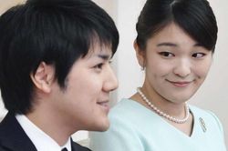 Sóng gió chuyện tình Công chúa Nhật: Vượt scandal tiền bạc, bỏ qua dư luận để cưới người mình thương
