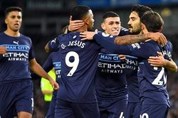 ĐIỂM NHẤN Brighton 1-4 Man City: Foden tỏa sáng khi đá cắm, Man City vẫn rất đáng gờm
