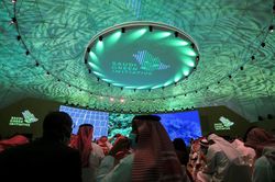 Saudi Arabia đặt mục tiêu trung hòa carbon vào năm 2060