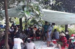 Triệt phá tụ điểm lắc tài xỉu, tạm giữ hàng chục con bạc
