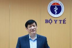 Bộ trưởng Y tế: Nguy cơ dịch bùng phát, địa phương nâng cao cảnh giác