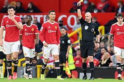 MU: Chiếc thẻ vàng cho thấy Ronaldo bị ức chế tâm lý vì sự yếu kém của MU