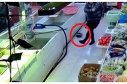 Khi bạn đam mê bóng đá nhưng lại bắt làm nhân viên siêu thị
