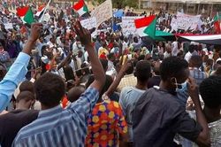 Đảo chính ở Sudan: Hành tung Thủ tướng Hamdok, quân đội bố ráp thủ đô, Mỹ và EU vội lên tiếng