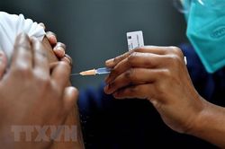 Australia chuẩn bị tiêm mũi vaccine ngừa COVID-19 tăng cường