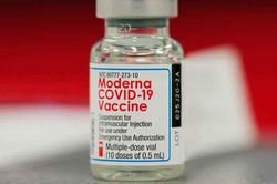 Moderna tuyên bố vaccine an toàn với trẻ 6-11 tuổi