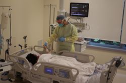 Singapore chỉ còn 60 giường ICU