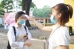 Học sinh của 23 địa phương được đến trường học trực tiếp