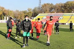 HLV Park Hang Seo và Văn Toản họp báo trước vòng loại U23 châu Á