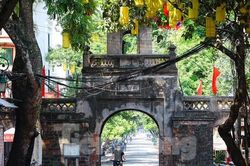 Ô Quan Chưởng: Thăng Long còn đó một cửa ô