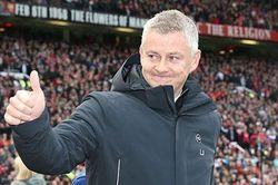 Solskjaer vẫn có thành tích tốt thứ 3 trong lịch sử Man United