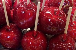 Những món ăn nổi tiếng của mùa Halloween, nuốt nước miếng vì thèm!