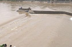 Quảng Trị: Tàu chở đoàn cán bộ Sở gặp nạn, 1 người mất tích