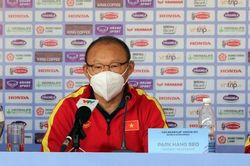 Thầy Park tuyên bố 'gắt' tại họp báo vòng loại U23 châu Á