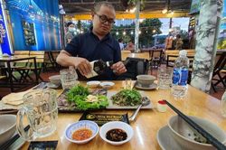 TP. Thủ Đức và quận 7 được thí điểm bán đồ uống có cồn trong hàng quán