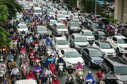 Hà Nội thu phí ô tô vào nội đô: Nhiều hồ nghi, lo lắng