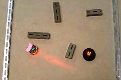 Robot biết 'tư duy' được phát triển từ tế bào não đầu tiên trên thế giới
