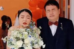 Những bức ảnh cưới khiến cô dâu chú rể không dám nhìn lại