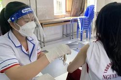 Bộ Y tế hướng dẫn trường hợp trẻ đủ điều kiện, trì hoãn, thận trọng tiêm vaccine phòng Covid-19